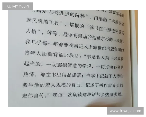 《致我的英雄：爸爸，您牵我走过红毯的每一寸光阴》